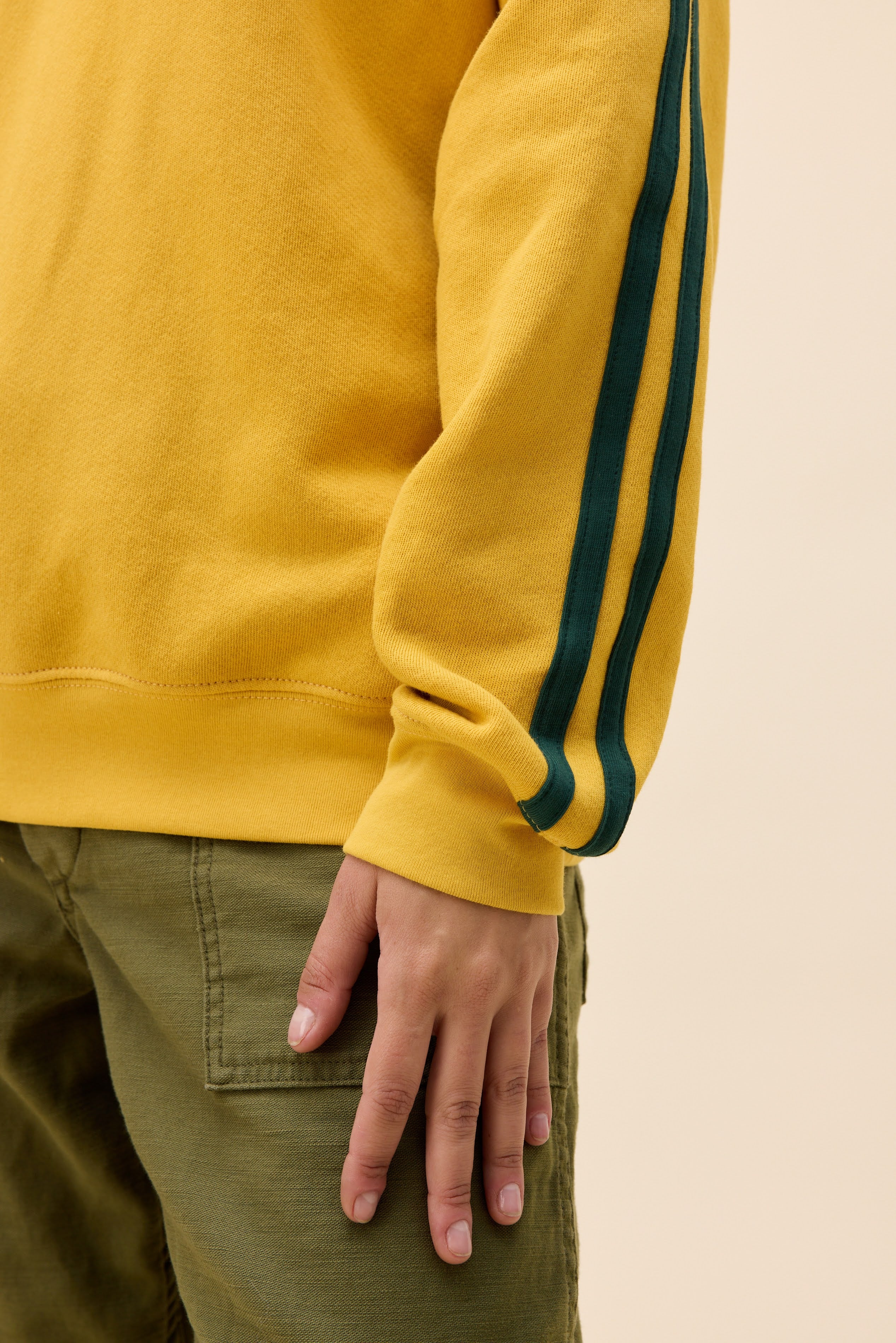 91 V-Neck Sweatshirt - Image 4